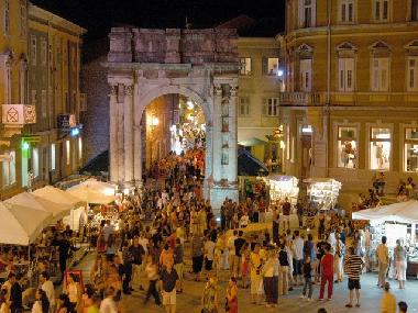 Holiday Apartment in Fazana (Istarska) or holiday homes and vacation rentals