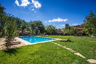 Holiday House in Garmen (Blagoevgrad) or holiday homes and vacation rentals