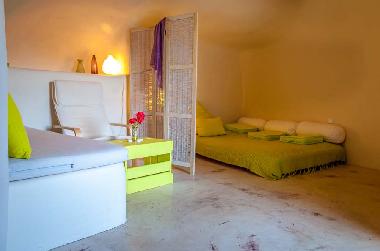 Holiday House in Milos (Kyklades) or holiday homes and vacation rentals