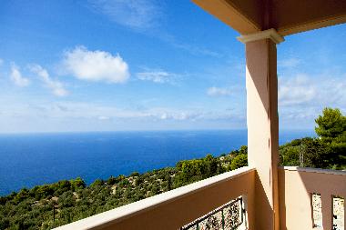 Uninterruptedd seaviews