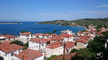 Holiday House in AMALIAPOLI -MITZELA (Magnisia) or holiday homes and vacation rentals