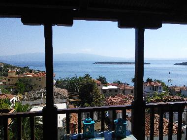 Holiday House in AMALIAPOLI -MITZELA (Magnisia) or holiday homes and vacation rentals