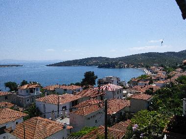 Holiday House in AMALIAPOLI -MITZELA (Magnisia) or holiday homes and vacation rentals