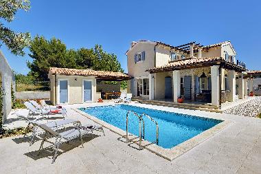 Villa in Fazana (Istarska) or holiday homes and vacation rentals