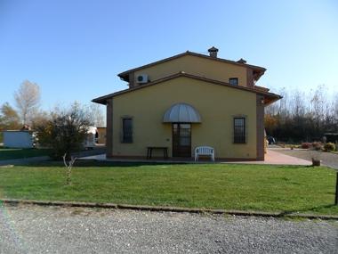 Holiday Apartment in Pardossi (Pisa) or holiday homes and vacation rentals