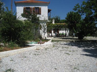 Holiday House in Paltsi (Magnisia) or holiday homes and vacation rentals