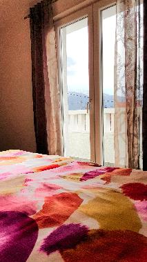 Holiday House in Katuni (Splitsko-Dalmatinska) or holiday homes and vacation rentals