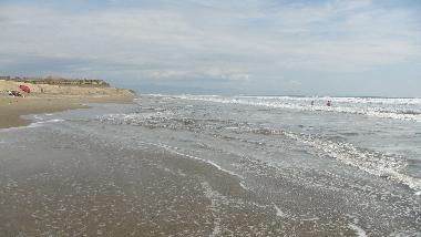 Holiday House in mirador playa san jos (Manabi) or holiday homes and vacation rentals