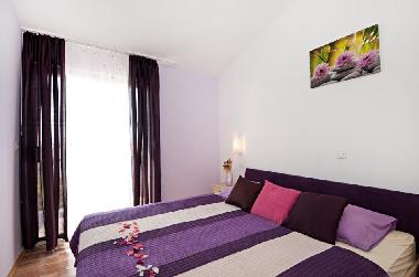 Apartment B-bedroom  with balcony (sea view)