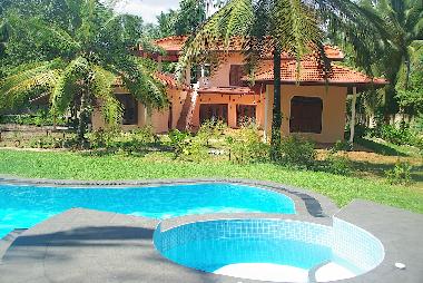 Villa in Habaraduwa (Galle) or holiday homes and vacation rentals
