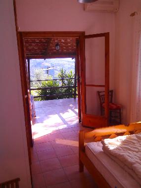 Holiday House in Selianitika (Korinthia) or holiday homes and vacation rentals