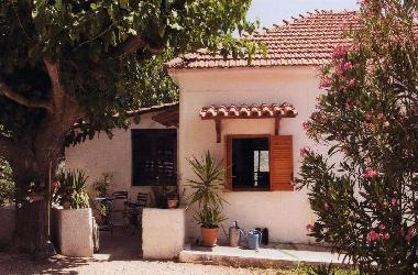 Holiday House in Selianitika (Korinthia) or holiday homes and vacation rentals