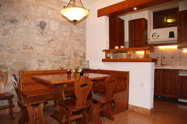 Holiday House in Sutivan (Splitsko-Dalmatinska) or holiday homes and vacation rentals