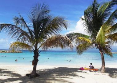 Holiday Apartment in LE GOSIER (Guadeloupe) or holiday homes and vacation rentals