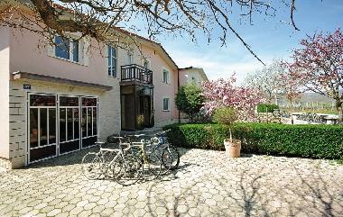 Holiday House in Imotski (Splitsko-Dalmatinska) or holiday homes and vacation rentals