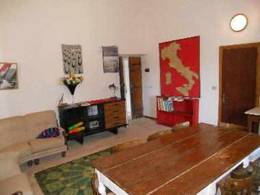 CEDARS HOUSE - living room