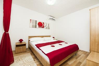 Holiday Apartment in Dubrovnik (Dubrovacko-Neretvanska) or holiday homes and vacation rentals