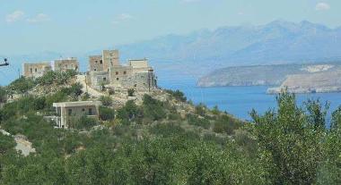 Palace / Castle in WESTERN MANI (Lakonia) or holiday homes and vacation rentals