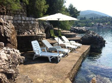 Holiday House in Molunat (Dubrovacko-Neretvanska) or holiday homes and vacation rentals