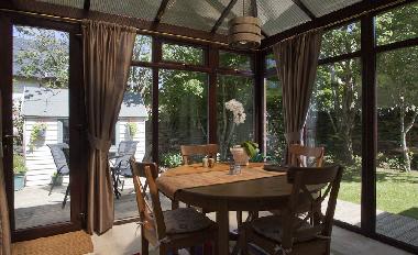 Conservatory diningroom