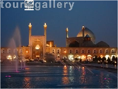 Isfahan interesting tourism places-emam square