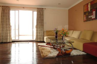 Spacious and Comfortable Sitting Room