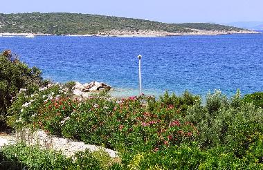 Holiday Apartment in Povlja (Splitsko-Dalmatinska) or holiday homes and vacation rentals