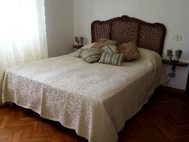 Bedroom n1
