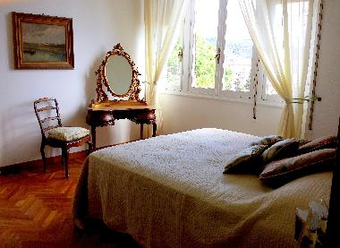 Bedroom n1