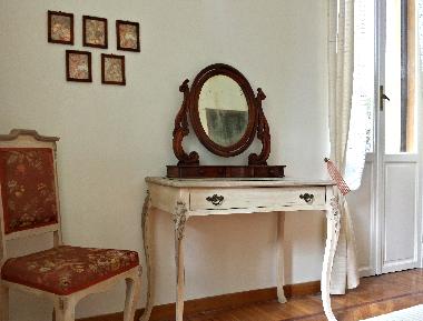 Bedroom n2