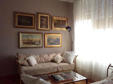 Library - Twin Bedroom 