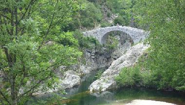 Holiday House in SAINT ETIENNE DE FONTBELLON (Ard�che) or holiday homes and vacation rentals