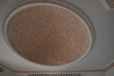 luxury decoration and nice ambience await you