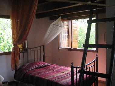 Bed and Breakfast in DERVENI (Korinthia) or holiday homes and vacation rentals
