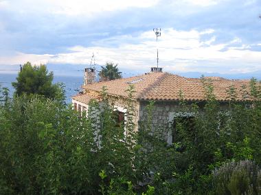Bed and Breakfast in DERVENI (Korinthia) or holiday homes and vacation rentals
