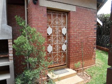 Holiday Apartment in Cyrildene (Gauteng) or holiday homes and vacation rentals