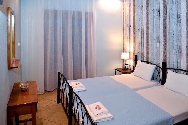 Double studio, 2 single beds