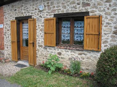 Holiday House in ST GERVAIS SOUS MEYMONT (Puy-de-D�me) or holiday homes and vacation rentals