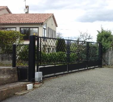 Holiday House in SAINT ETIENNE DE FONTBELLON (Ard�che) or holiday homes and vacation rentals