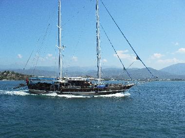 Boat tours  are very popular and Fethiye has very famouse bays 