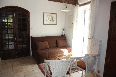 Holiday Apartment in P�z�nes-Les-Mines (H�rault) or holiday homes and vacation rentals