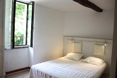 Holiday Apartment in P�z�nes-Les-Mines (H�rault) or holiday homes and vacation rentals