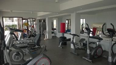 down stairs comunal Gym