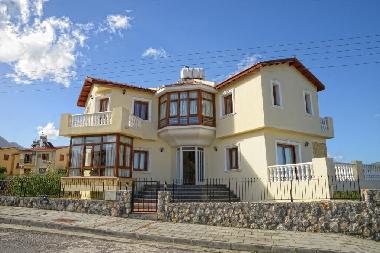 Villa in Kyrenia NORTH CYPRUS (Kyrenia) or holiday homes and vacation rentals