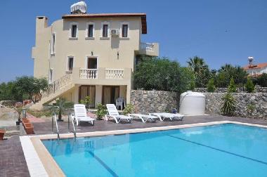 Villa in Kyrenia NORTH CYPRUS (Kyrenia) or holiday homes and vacation rentals