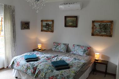 Holiday House in Somerset West (Western Cape) or holiday homes and vacation rentals
