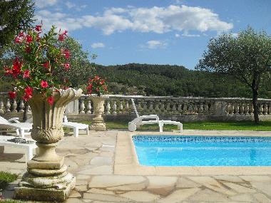 Villa in cabasse (Var) or holiday homes and vacation rentals
