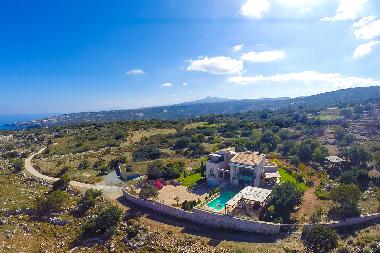 Villa in RETHYMNO (Rethymni) or holiday homes and vacation rentals