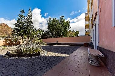 Holiday Apartment in Arona (Teneriffa) or holiday homes and vacation rentals