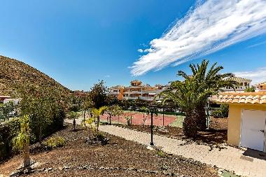 Holiday Apartment in Arona (Teneriffa) or holiday homes and vacation rentals
